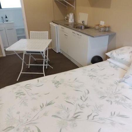 Best Budget Bed And Ensuite - Private Access Close To Beach Waihi Exterior foto
